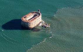 The Story Of Fort Boyard Office De Tourisme De Rochefort Ocean Vacances A Rochefort Fouras Ile D Aix Ile D Aix Barque Ile