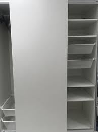 Que ce soit un meuble tv sur mesure, un meuble à chaussure sur mesure, un meuble de salle de bain sur mesure, un meuble mural sur mesure, un dressing sur mesure pour votre chambre ou encore un meuble de cuisine sur mesure, je. Meuble Porte Coulissante Ikea Gamboahinestrosa