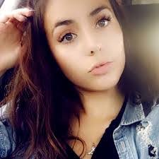 Corina Lambert's Instagram, Twitter & Facebook