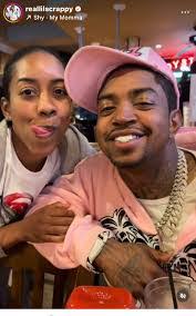 Detavia Baker's Instagram, Twitter & Facebook