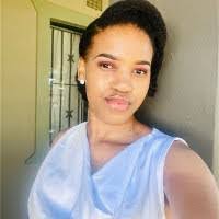 Robyn Matlock's Instagram, Twitter & Facebook