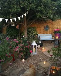 Small Garden Design Ideas Are Not Simple To Find The Small Garden Design Is Unique From O Courtyard Gardens Design Minimalist Garden Small Courtyard Gardens