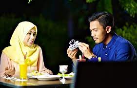 Hati perempuan dizisini sitemize tıklayarak full hd kalitesinde türkçe altyazı seçeneği ile izleyin. 6 Sebab Drama Hati Perempuan Buat Kami Menyampah Muak Setiap Petang