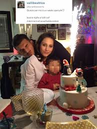 U D Le Feste In Famiglia Di Marco Fantini Con La Fidanzata Beatrice Valli E Il Piccolo Alle Chiccose Doc