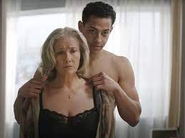 Good Luck to You, Leo Grande: Why it's so surprising for a 63-year-old woman  to appear nude on the big screen | Culture | EL PAÍS English
