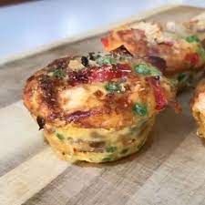 Try These Low Carb Chicken And Bacon Breakfast Muffins They Taste Soooo Good Leanin15 Foodie Thebodyc Bacon Breakfast Clean Eating Lunch Breakfast Muffins
