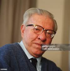 48 Fred Hoyle Photos & High Res Pictures