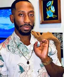 Cortez Hall's Instagram, Twitter & Facebook