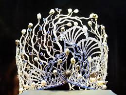 Vương miện Hoa hậu Đại dương 2017 được xác lập kỷ lục Việt Nam - Hoàng Gia  Pearl