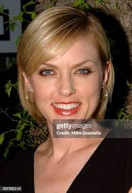 3,093 Elaine Hendricks Photos & High Res Pictures