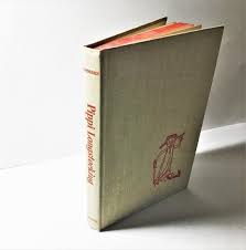 Vintage Hardcover Children S Book Pippi Longstocking By Etsy Vintage Pictures Modern Vintage Fashion Pippi Longstocking
