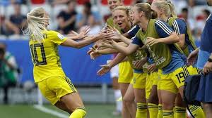 Cd tacon and real madrid women's player kosovare asllani talks to cnn about the success of the women's world cup, the growth of the women's game and real madrid women's aspirations. Sweden Beats England 2 1 To Take Third At Women S World Cup Kokh