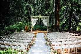 You are sure to find the perfect staging for your wedding or engagement photos in this gorgeous state park. Outdoor Wedding Venues In Washington State Seattle Wedding Photographer