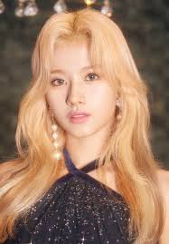 Please stop with the misconception of G-IDLE Minnie being Thai royalty or  having royal blood : r/kpoprants