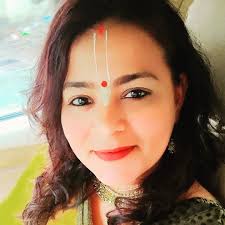 Aaj Nora Fatehi aayi casual look mein😍 lekin ek aur 1.5 lakh ki nayi  handbag👜🤪 And "Run Run Run" says Rakul Preet Singh🔊 as she rushes in to  catch her flight Airport