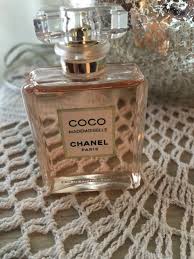 Bleu de chanel intense for me, coco mademoiselle intense for the wife. Coco Chanel Mademoiselle Eau De Parfum Intense 1 7 Oz Sprayed Twice Authentic No Box Coco Chanel Mademoiselle Perfume Fragrance
