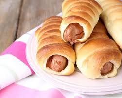 Friands Froids Aux Saucisses Recette Pains A Hot Dog Friand Alimentation
