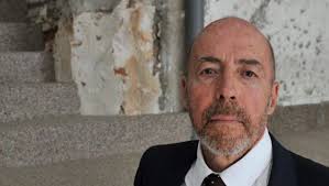 Sérignan : une lecture de Christian Bernard au musée régional d'art  contemporain