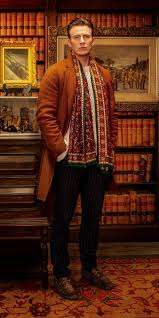 Evans, 38, stars in the new critically acclaimed murder mystery film knives out, and viewers have been enamored with one specific thing. Chris Evans Famous Fisherman S Sweater In Knives Out Bamf Style