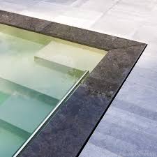 Strak Design Zwembad Combinatie Onderloop En Overloopsysteem Swimming Pool Designs Pool Designs Rectangular Pool
