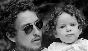 Anna Dylan: The Daughter of a Legend and Her Own Path