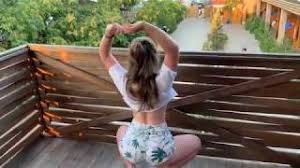 Browse our listings to find jobs in germany for expats, including jobs for english speakers or those in your native language. De La Ghetto Selfie Twerk Dance Youtube