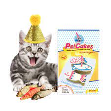 PetCakes Cat Organic Birthday Cake Kit Turkey Flavor Cat Treats 5oz,  3-Piece Catnip Fish Cat Toy Pets Pillow Chew Plush Toys & Happy Birthday  Hat Gold Cone Yellow Balls Cat Costume Pet