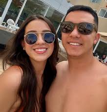 🧡💛🩷☀️💦🏝️