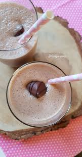 Milk Shake Au Nutella Et A La Banane By Hidaya Cake En 2020 Recette Recettes De Cuisine Nutella