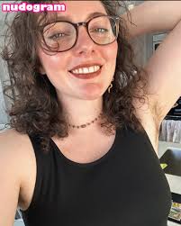 Chopping Wood Nude - XNXX.COM