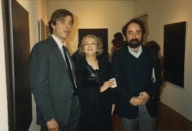 O obervador também conseguiu apurar que o advogado mantém a coluna. Miguel Sousa Tavares Nao Ha Um Unico Dia Em Que Nao Me Lembre Da Minha Mae Dn