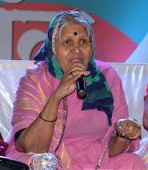 Sindhutai Sapkal Sindhutai Sapkal To Get Award For Social Service Sindhutai sapkal is an indian social worker and social activist.
