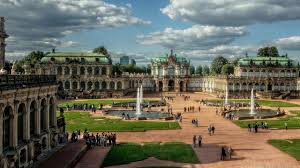 Der dresdner zwinger liegt in unmittelbarer nachbarschaft des residenzschlosses, des theaterplatzes mit der semperoper und dem hotel „taschenbergpalais. Dresden Zwinger I By Pingallery On Deviantart Grand Budapest Hotel Zwinger Dresden Dresden