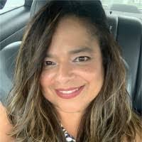 Roxanna Miller's Instagram, Twitter & Facebook