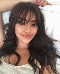 Hairstyles with bangs start simple, by cutting the front of the hair shorter than the rest. Pin On Small Balcony Garden