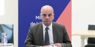 Join facebook to connect with xavier blanquer and others you may know. Jean Michel Blanquer Qui Est Aurelia Devos Son Epouse De 15 Ans Sa Cadette