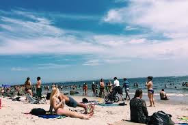 In 2000 the unitary authority of brighton and hove was granted city status. Brighton Beach The City S Tastiest Stretch Of Shore