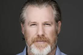 Daniel and Kelly Dobbins purchase 467 Taylor Ave., Glen Ellyn