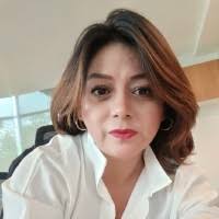 100+ perfiles de «Sandy Bernal»