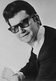 ROY ORBISON ON BBC2 X GREAT , SINGING ALL HIS SONGS X