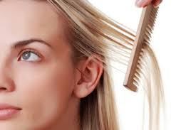 Fait correctement, une coupe de cheveux peut prendre de fines mèches et créer une illusion de volume cool et sublime. Coupes De Cheveux Pour Cheveux Fins Adaworld Com