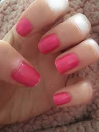 We Reviewed 3 Spray Nail Polishes Stylecaster