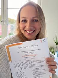 rhemea #roberthalf #weiterbildung #glücklich #socialmedia