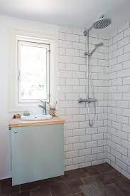 This retro bathroom by interior therapy features a reclaimed wood floor that adds to the aged style of the space. Best 26 Modern Bathroom Subway Tile Walls Wood Counters Design Photos Dwell
