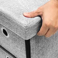 Se non hai spazio aggiuntivo per installare uno dei nostri pouf o panca contenitore al fondo del letto, ti consigliamo di scegliere uno dei nostri letti contenitore e con spazio portaoggetti. Bakaji Cassapanca Pouf Contenitore Poggiapiedi Per Camera Da Letto Panca Sgabello Con Struttura In Legno Rivestimento In Tessuto Seduta Apribile Imbottita Colore Grigio Dimensioni 130 X 50 X 43 Cm Panche Contenitore