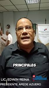 El gobernador de la provincia de...