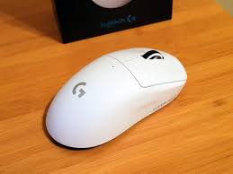 Logitech g pro wireless gaming mouse, hero 16k sensor, 16,000 dpi, rgb, ultra lightweight, 4 to 8 programmable buttons, long battery life. Logitech G Pro X Superlight Lightspeed Pro Grade Wireless Hero 25k Sensor Advanced Precision 63 G Ultra Lightweight Gamingsetup Ae