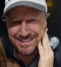 Chris Bonebrake's Instagram, Twitter & Facebook