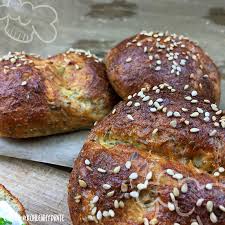 Low Carb Chia Eiweissbrotchen Low Carb Rezepte Rezept Low Carb Rezepte Eiweissbrot Wenig Kohlenhydrate
