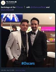 Everything's the same, except lin doesn't have a wife, because boundaries, yo. Keeping Up With Lin Manuel Miranda About Last Night Lin And V At The Oscars